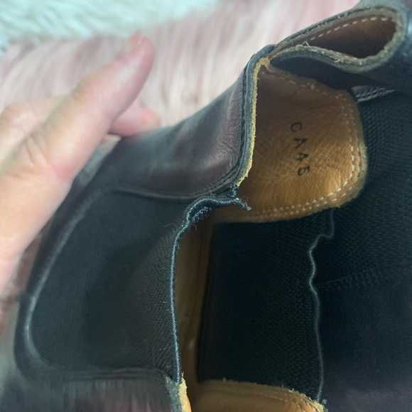 John Fluevog 5.5 black ankle boots - Picture 5 of 13